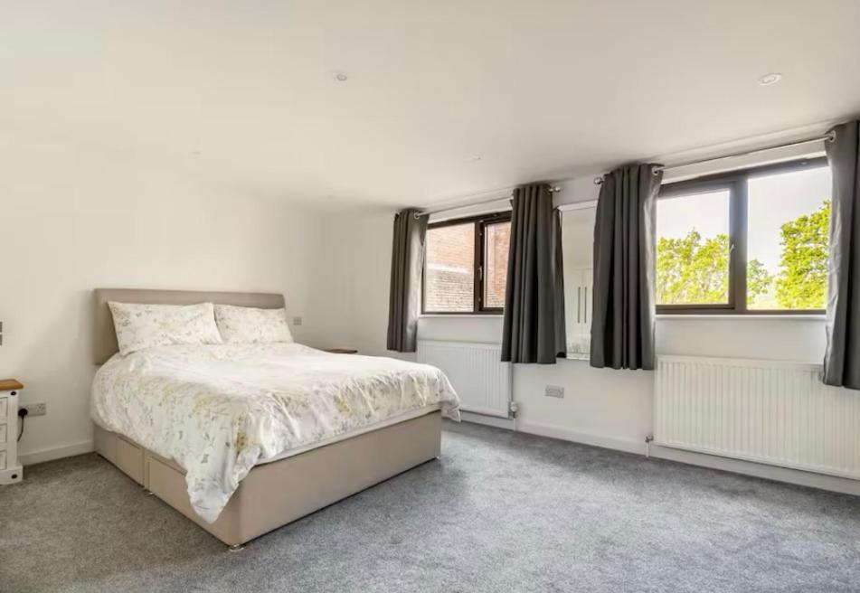 1 Bedroom Self Contained Separate Annexe In Exeter Ide Exterior photo